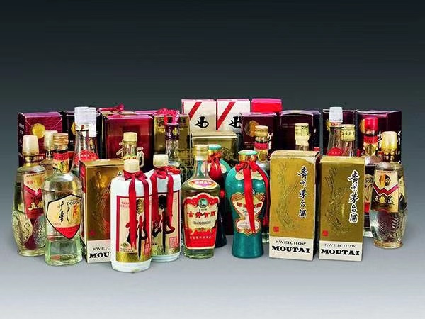 乌鲁木齐临沂莒南回收茅台公司价格哪里回收(附近上门回收茅台酒）